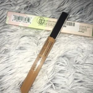 CLINIQUE Airbrush Concealer -golden honey